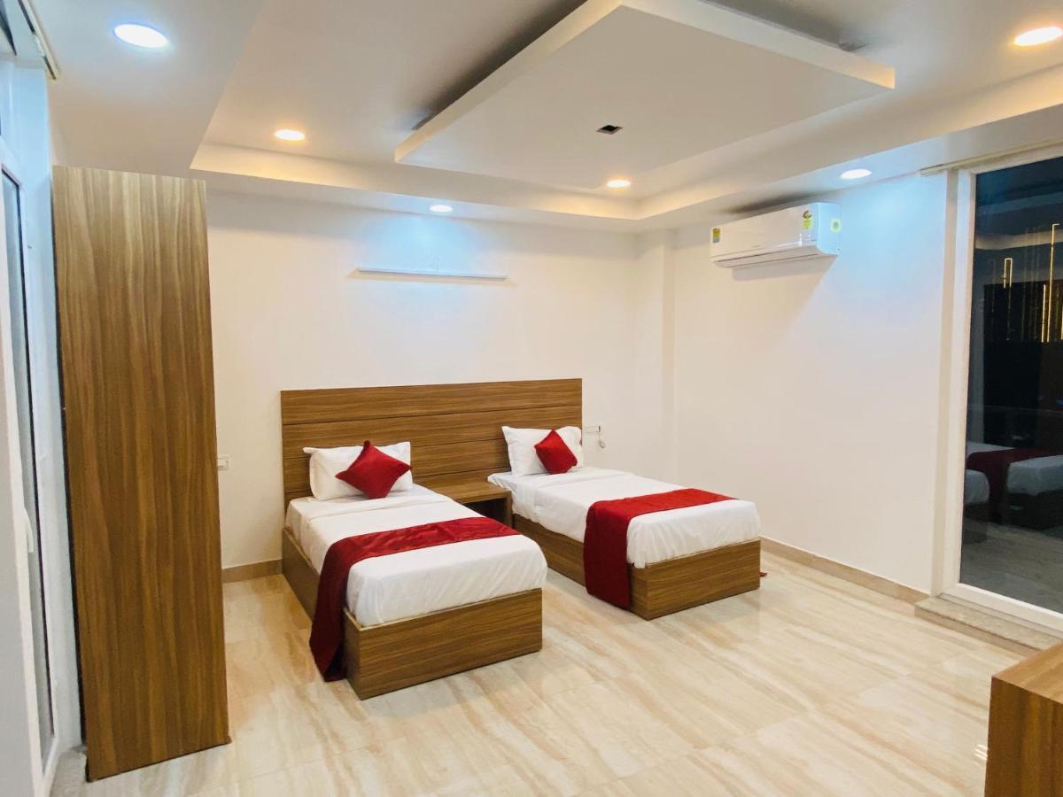 As Global Hotel Noida Exterior photo